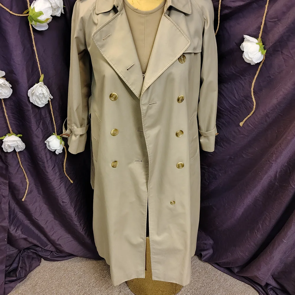 Burberry Beige Double-Breasted Trench Coat - Picture 4 of 4